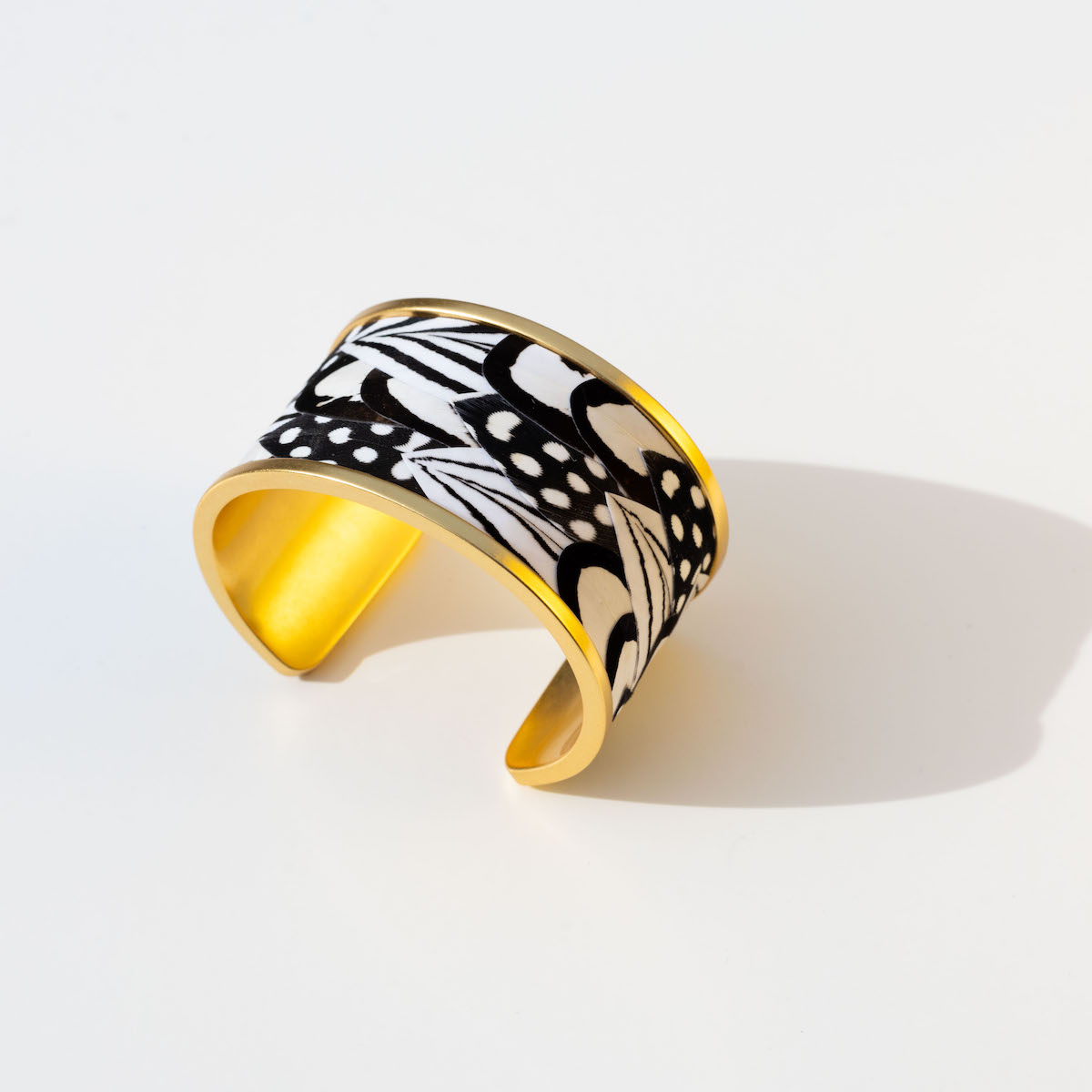 Wide cuff standing photo