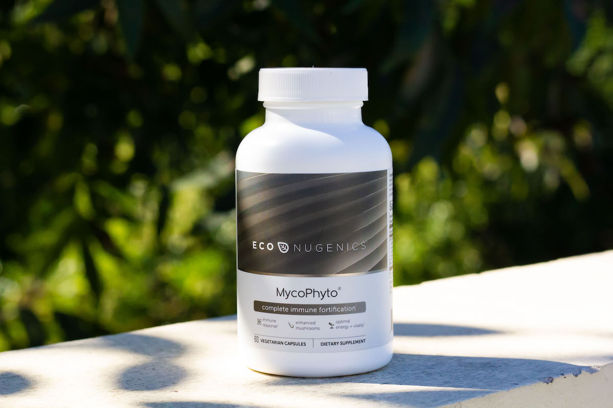 Vitamins bottle product photography